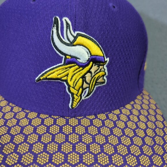 New Era Vikings Hat Men's 7 Purple Fitted NFL Football 59Fifty - Picture 5 of 10